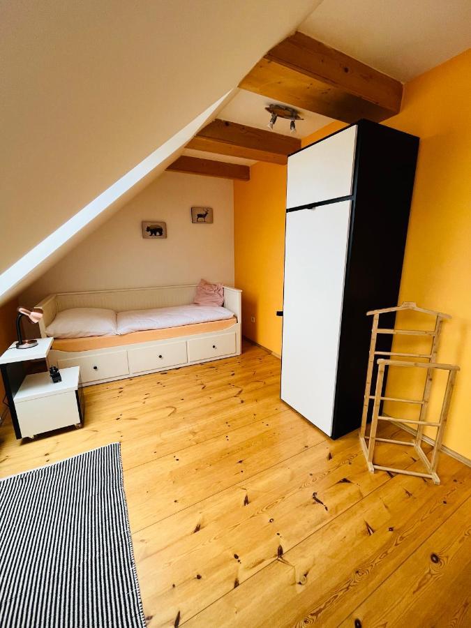 Apartman U Smrku ดวูร์กราโลเว นัด ลาเบม ภายนอก รูปภาพ